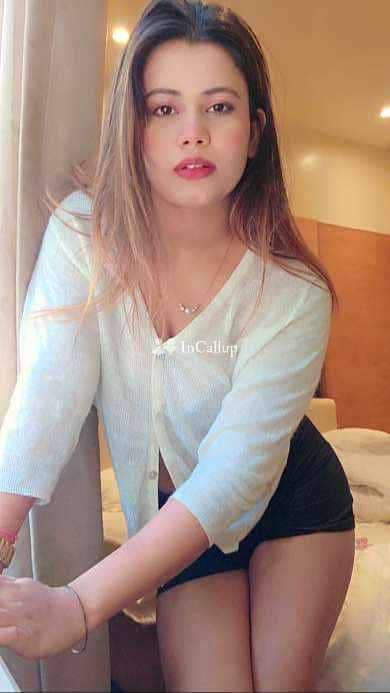 black tall with black body type available for flexible hours escort service in gwalior your city gwalior - Call Girls in Gwalior