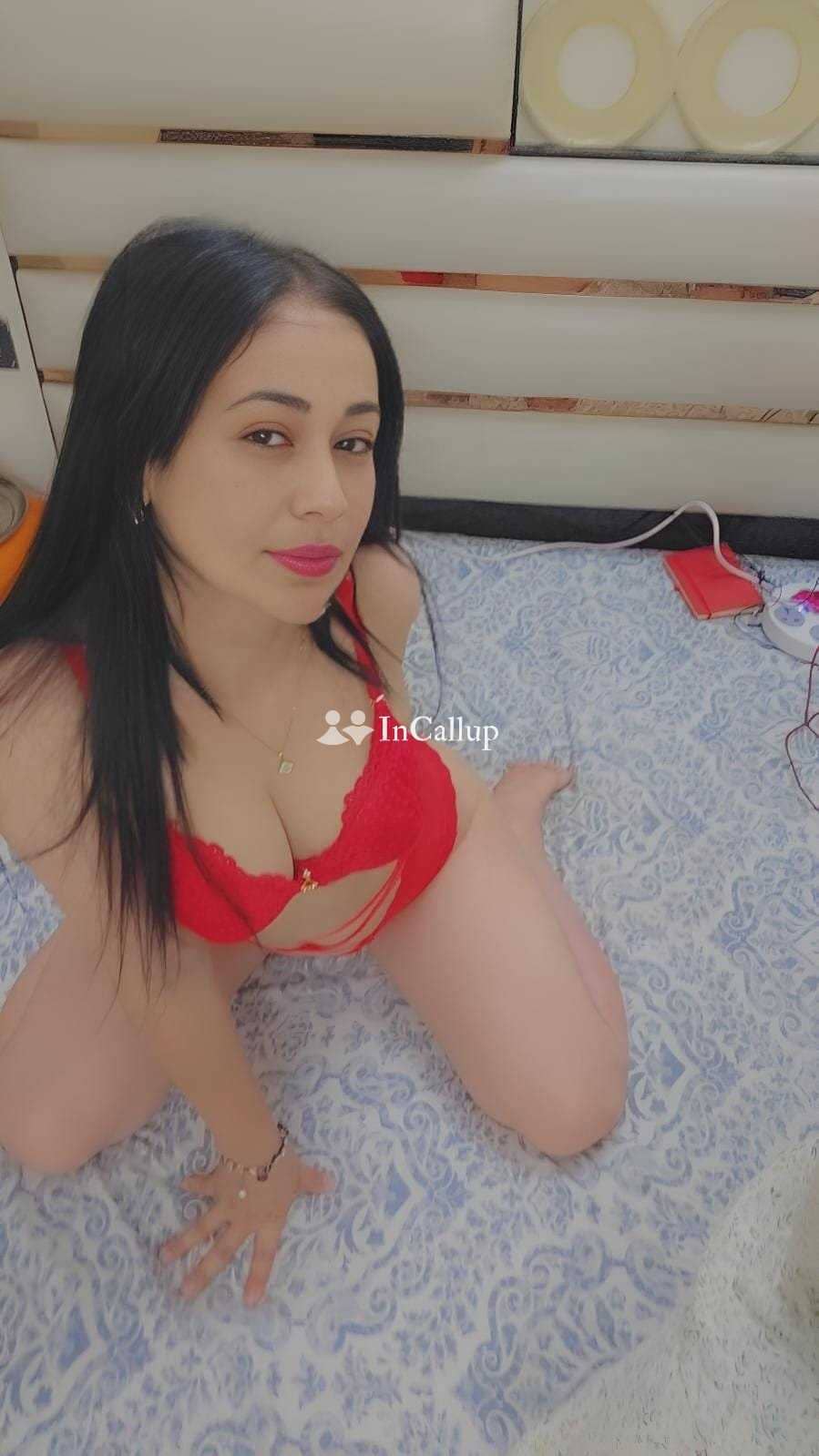 available for business trip service escort service in gwalior with busty body and black eyes known for being warm - Call Girls in Gwalior