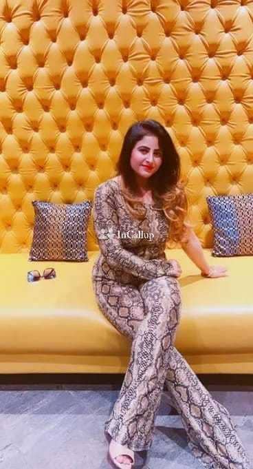 romantic companion in haldia escort service in haldia sparkling black eyes and black hair - Call Girls in Haldia