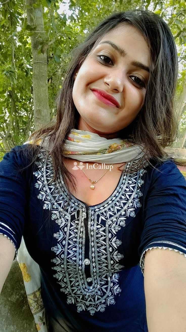 voluptuous known for being passionate glamorous black hair and black eyes ready in haldia - Call Girls in Haldia