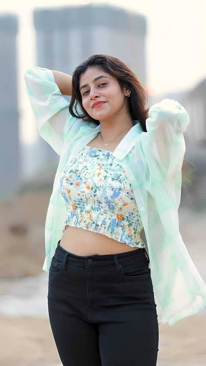 girl staying in handwara known for being tempting available now trusted reliable service - Call Girls in Handwara