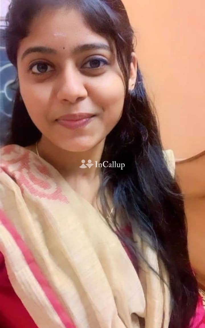 indulge in unforgettable experiences with a low price 19yearold call girl in hassan ready to please you - Call Girls in Hassan