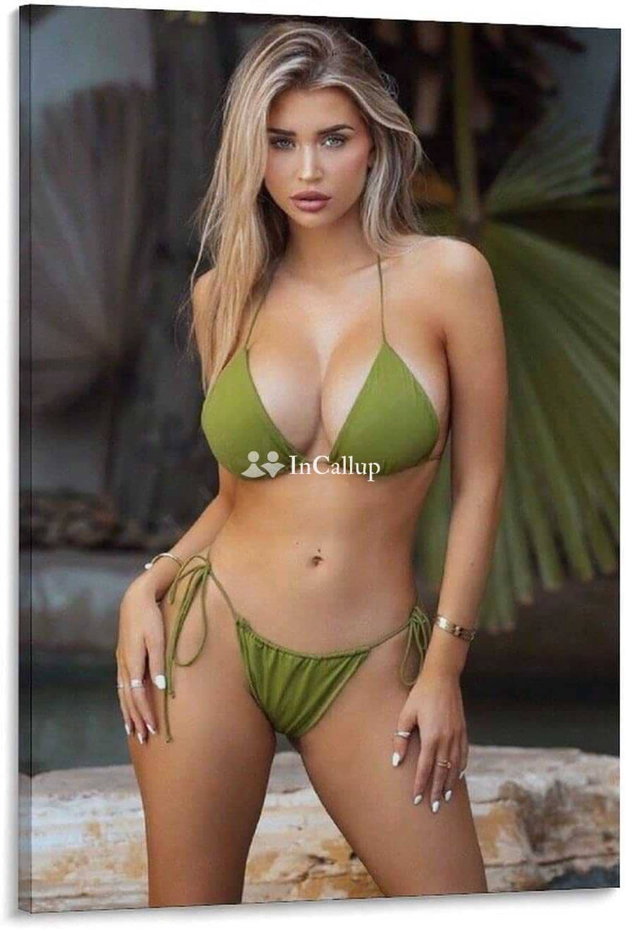 known for being amorous kinky with busty body and black eyes available now trusted reliable service - Call Girls in Hauz Khas