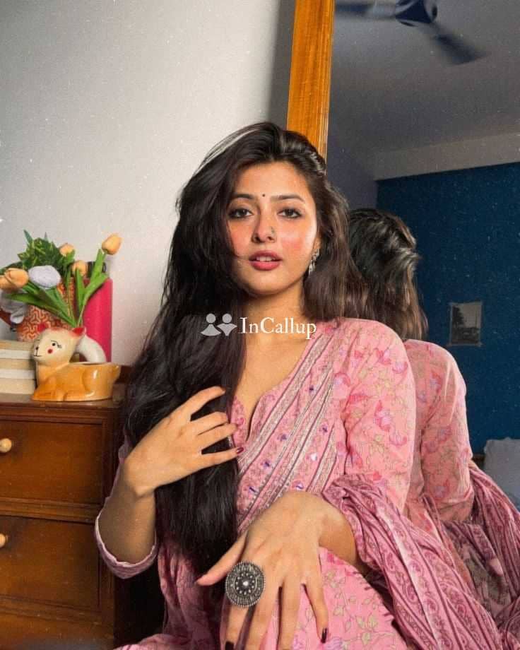 wild cash payment only ok twenty one year old call girls ready for fun known for being tempting - Call Girls in Hospet