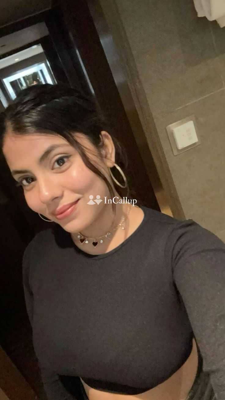 hot nisha kumari twenty one years old call girls discreet service in howrah available for business trip service - Call Girls in Howrah