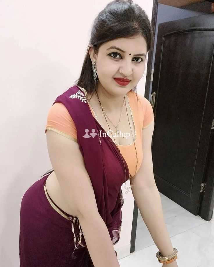 glamorous black hair and brown eyes fresh no advance case paym twenty two years old call girls - Call Girls in Howrah