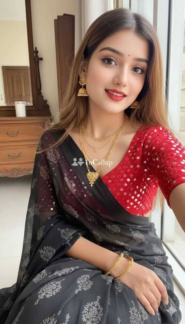 with slim body and black hair known for being elegant classy only cash payment twenty year old call girls woman - Call Girls in Howrah