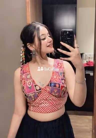 available for girlfriend experience known for being romantic petite escort in hubli - Call Girls in Hubli