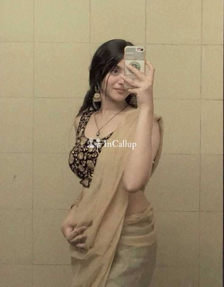 meet and enjoy with rani twenty one year old call girls known for being reliable companionship in hubli angelic - Call Girls in Hubli
