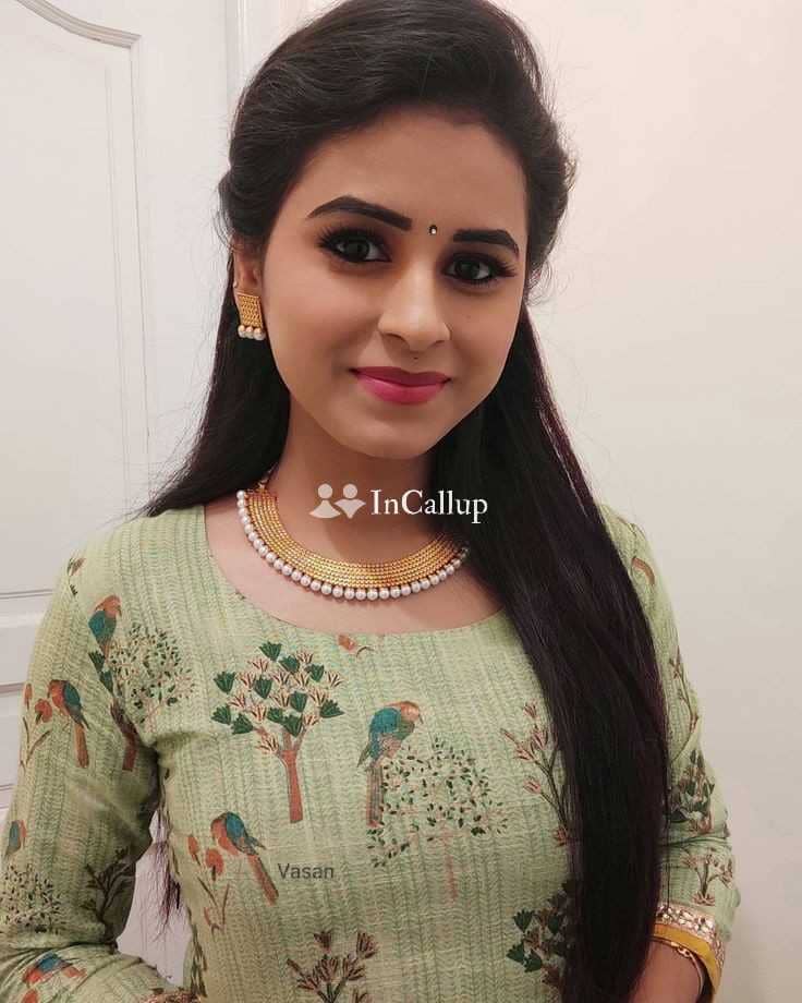 angelic black hair and brown eyes available for discreet meetings your city hubli tempting known for being cute - Call Girls in Hubli