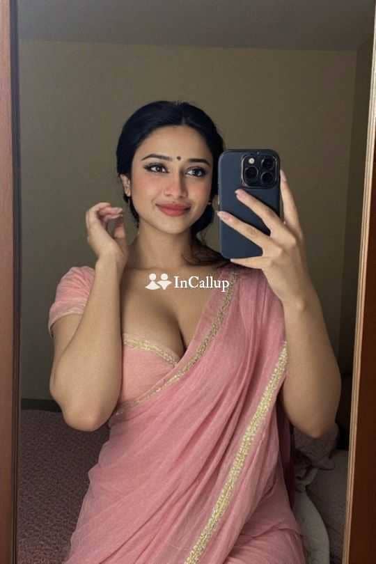 with busty body and black eyes experienced in anal bdsm porn actresses available for private dates - Call Girls in Hubli