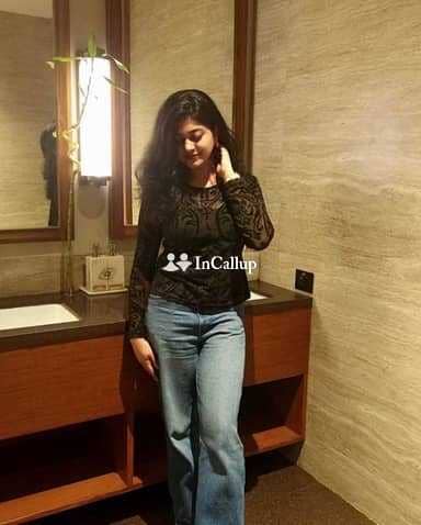 stunning auburn hair and black body young saniya yadav twenty two year old call girls beauty known for being cute - Call Girls in Hyderabad