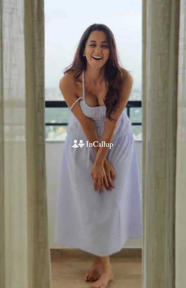 known for being desirable curvy nandani eighteen years old call girls available now trusted reliable service - Call Girls in Hyderabad