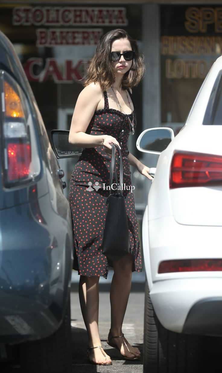 discover tanish sharma beautiful twenty three year old call girls sensual curves and blonde hair passionate - Call Girls in Hyderabad