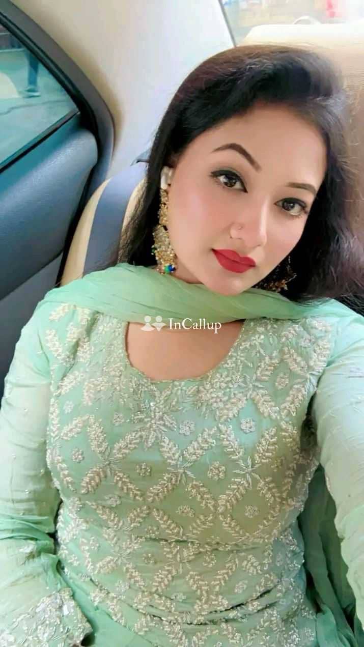 indulge in arawy jha a twenty one year old call girls fantasy available for private dates known for being caring - Call Girls in Idukki