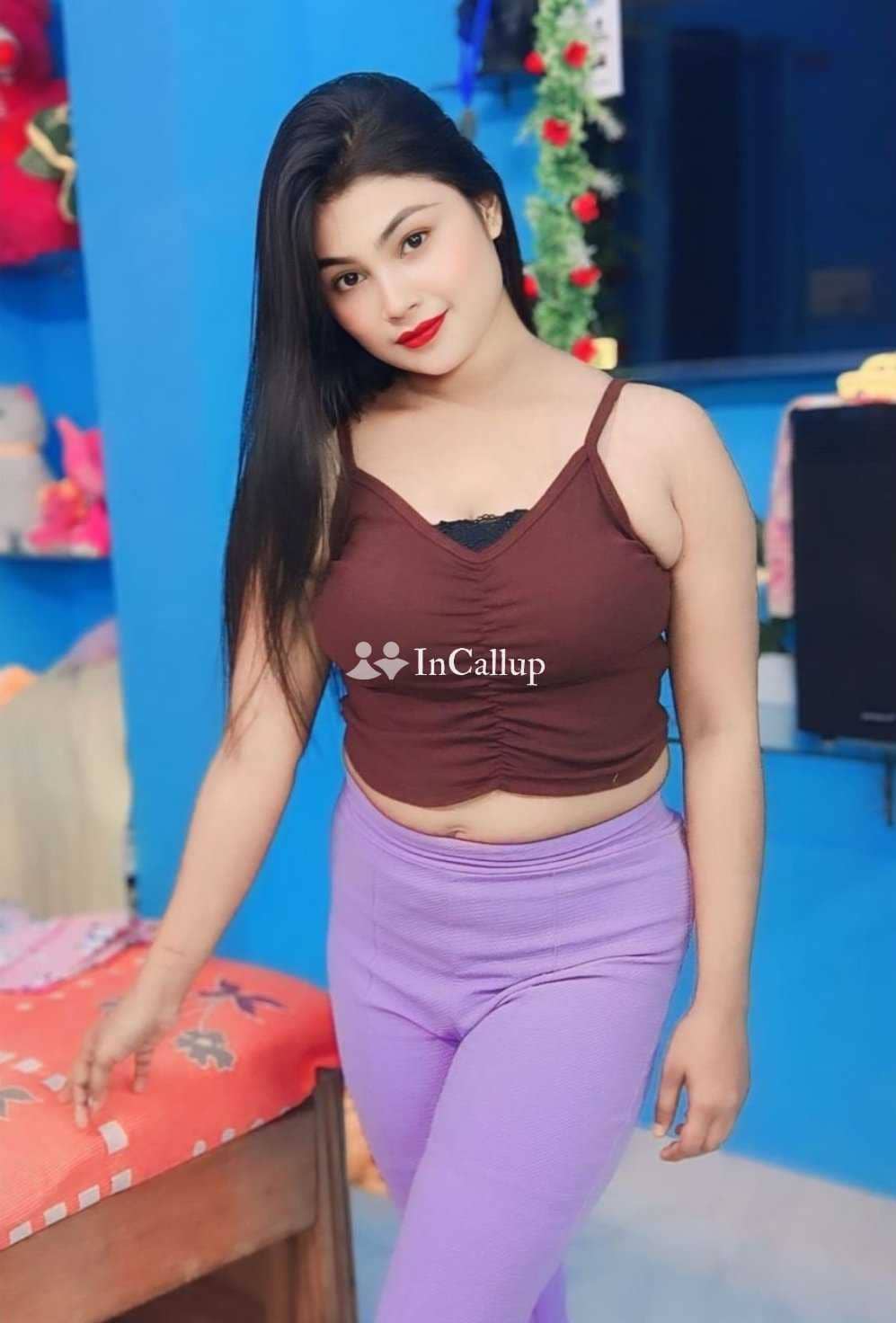 living in indore available for day and night service known for being romantic with slim body and black hair - Call Girls in Indore