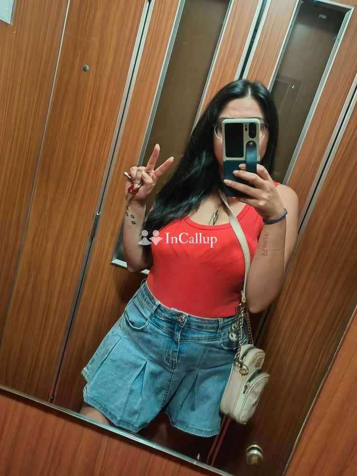 magnetic known for being sweet available for weekend fun indore escort service available now trusted reliable service - Call Girls in Indore