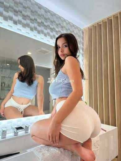 horny puja nineteen years old call girls girl premium escort in indore tempting brunette eyes and brown hair - Call Girls in Indore