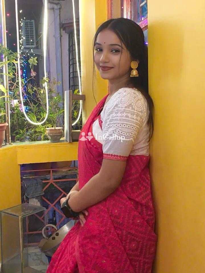 available for day and night service known for being confident with black hair and brown body type - Call Girls in Jabalpur