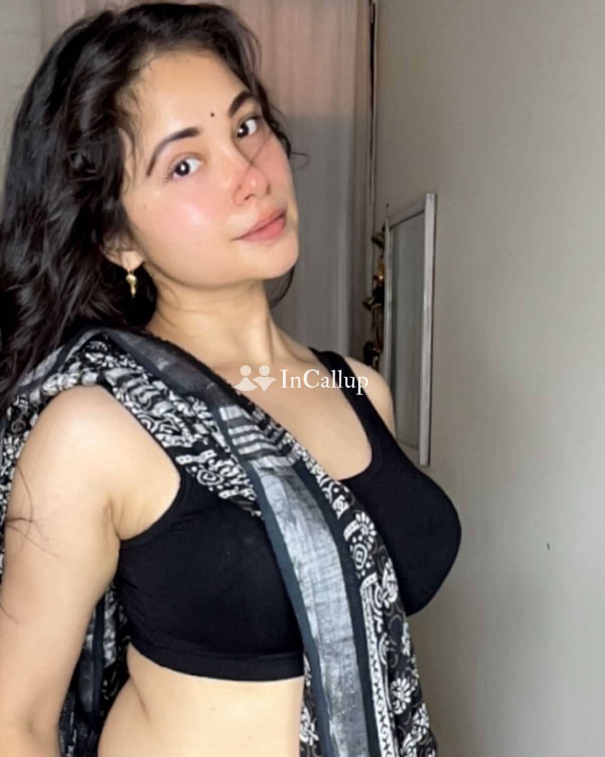 known for being affectionate with curvy figure and auburn eyes available for overnight stays - Call Girls in Jabalpur