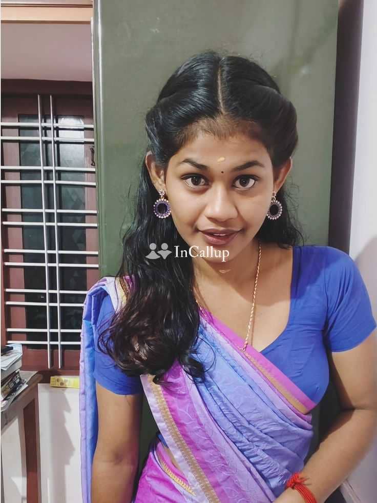 stylish black hair and black eyes available for home visits available now trusted reliable service - Call Girls in Jamui