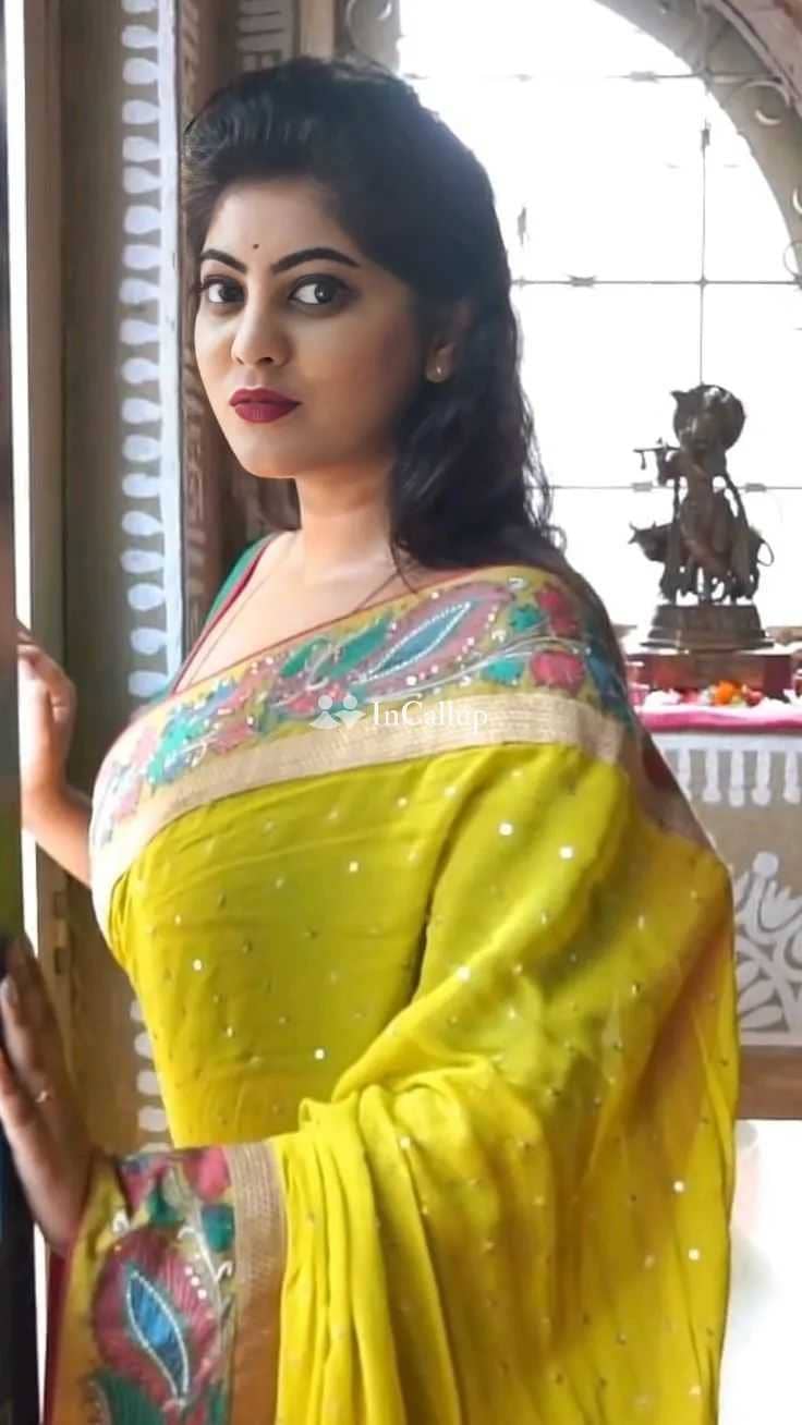 close to jodhpur vibrant brown hair and blue eyes desirable neha patel twenty two year old call girls goddess - Call Girls in Jodhpur