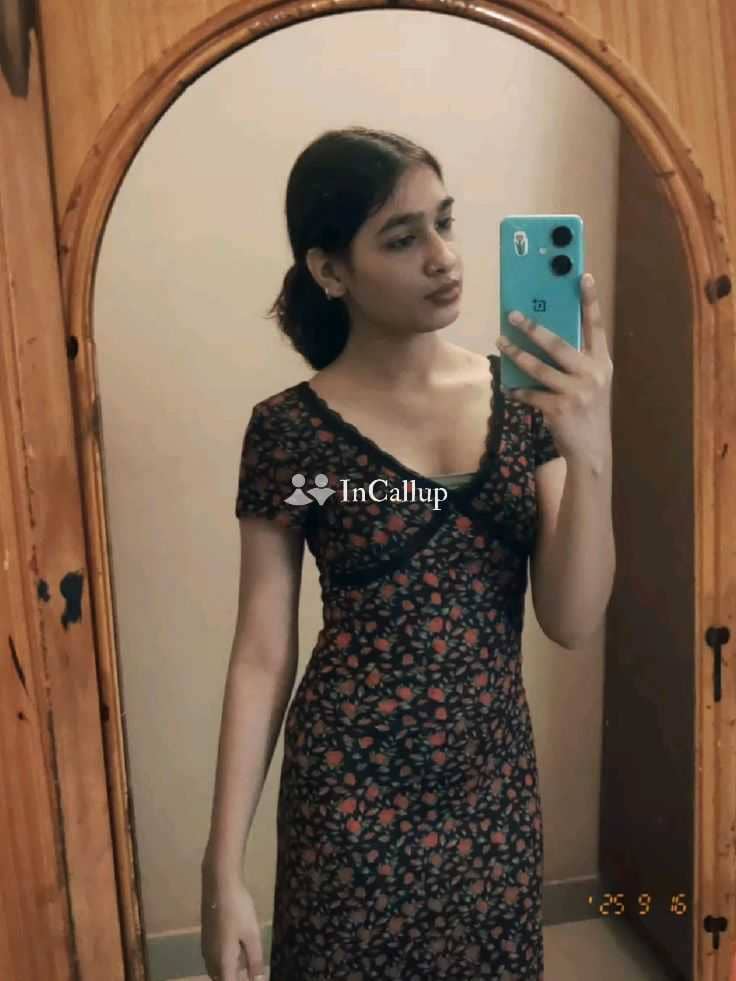 alluring black hair and black eyes available for overnight stays known for being sweet - Call Girls in Jorhat