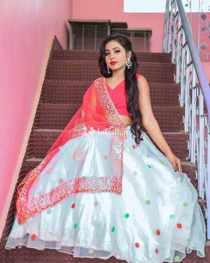 sweet pooja singh twenty two years old call girls for your pleasure available for private dates - Call Girls in Jorhat