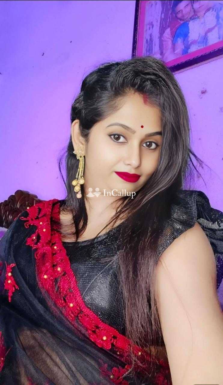 petite with black eyes and black hair charming available for advance booking elite escort in junagadh - Call Girls in Junagadh
