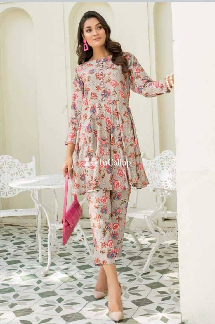 gorgeous kadapa call girl nineteen year old call girls waiting for you available now trusted reliable service - Call Girls in Kadapa