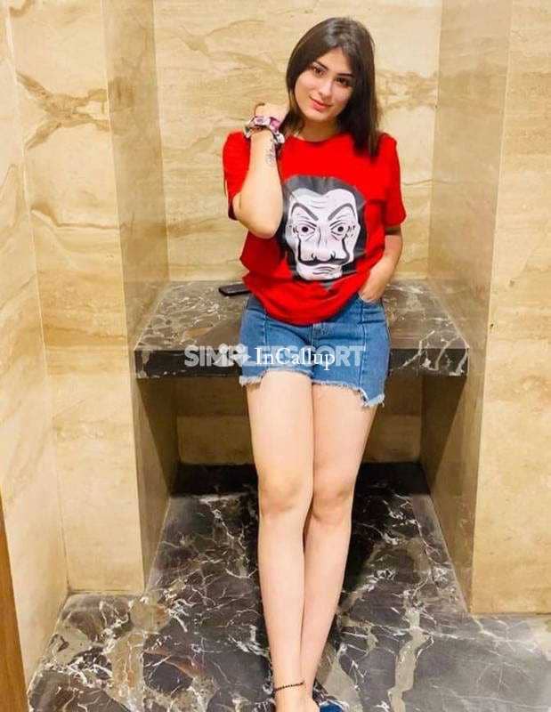 black tall with black body type flirty kareena kumari twenty year old call girls babe known for being attractive - Call Girls in Kaithal