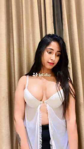 kakinada escort service intimate stylish brunette hair and brown eyes currently in kakinada - Call Girls in Kakinada