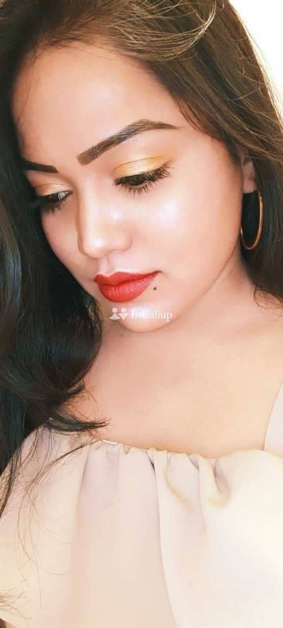 known for being cheerful available for weekend fun exclusive sabonty twenty four year old call girls - Call Girls in Kamle