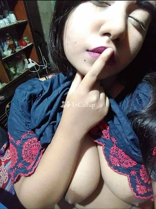 known for being cheerful kanker escort service available for long bookings with black hair and brown body type - Call Girls in Kanker