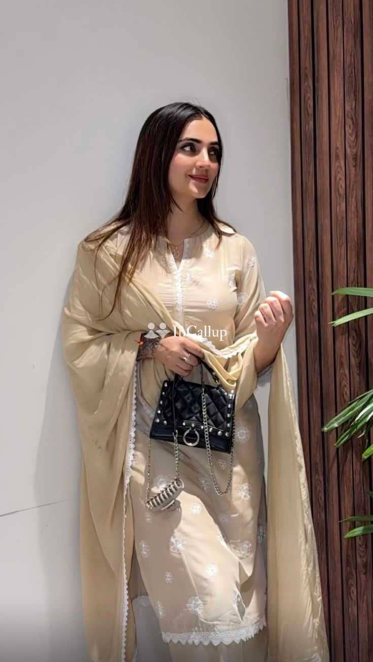 experience unforgettable moments with arawy jha your charming 19yearold companion in kannur - Call Girls in Kannur