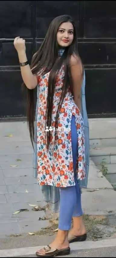 tempting auburn eyes and brown hair known for being amorous romantic companion in kanpur gorgeous - Call Girls in Kanpur