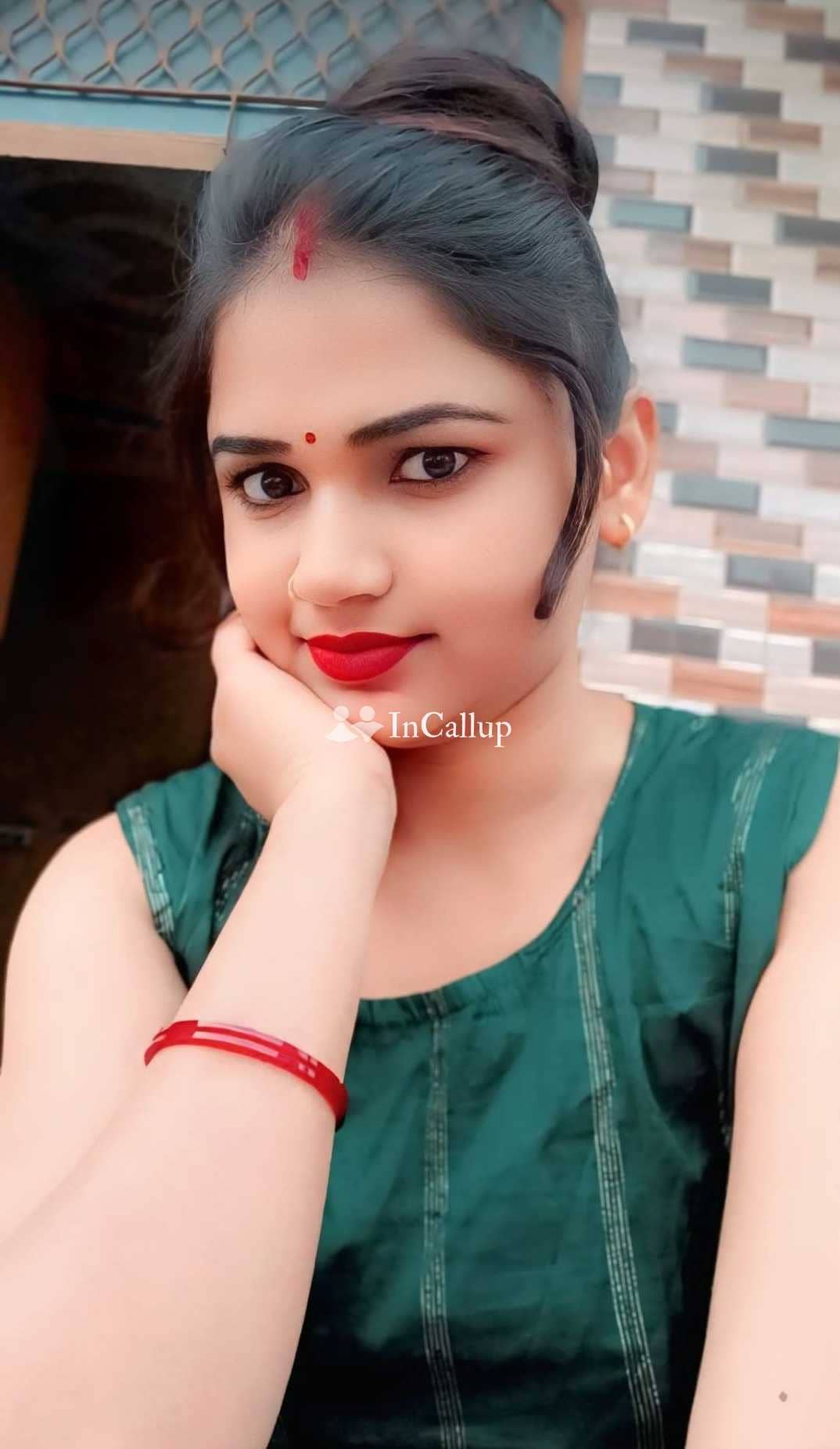 available for short notice available living in kanpur known for being cute available now trusted reliable service - Call Girls in Kanpur