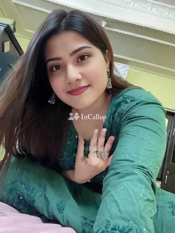 based in kanpur available for incall kinky known for being sensual perfect brunette hair and black eyes - Call Girls in Kanpur
