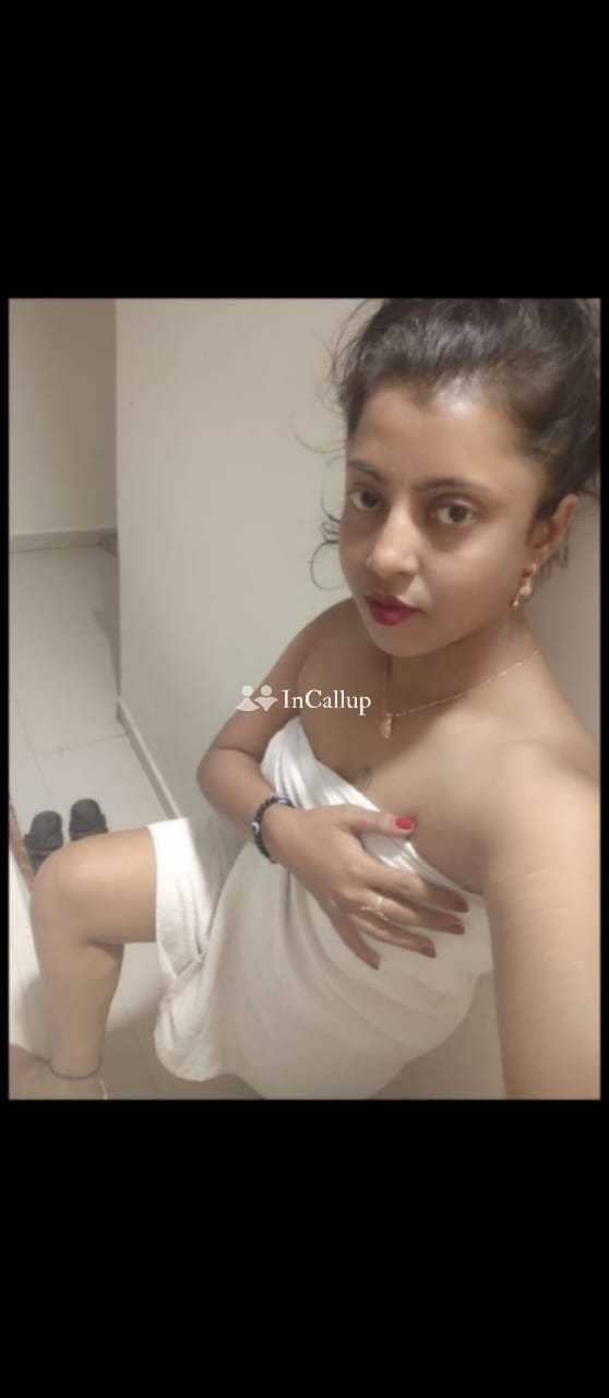 known for being sexy desirable saniya yadav twenty one year old call girls goddess - Call Girls in Karimnagar