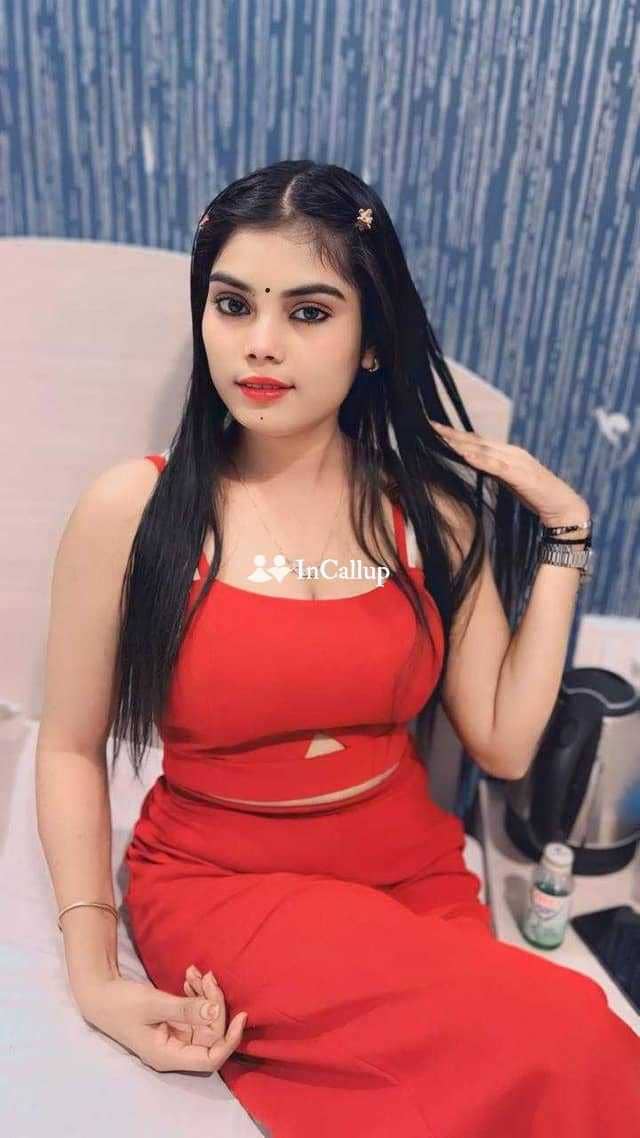 from karnal petite with black eyes and black hair available now trusted reliable service - Call Girls in Karnal