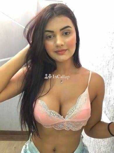 known for being desirable curvy girl in khammam delicate black hair and black eyes - Call Girls in Khammam