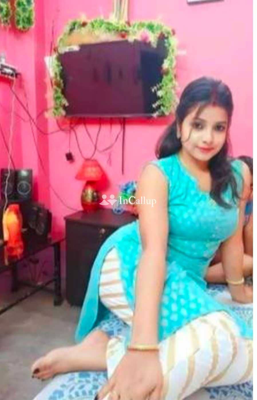 known for being polite bold black hair and black eyes escort available in kharagpur available for overnight stays - Call Girls in Kharagpur