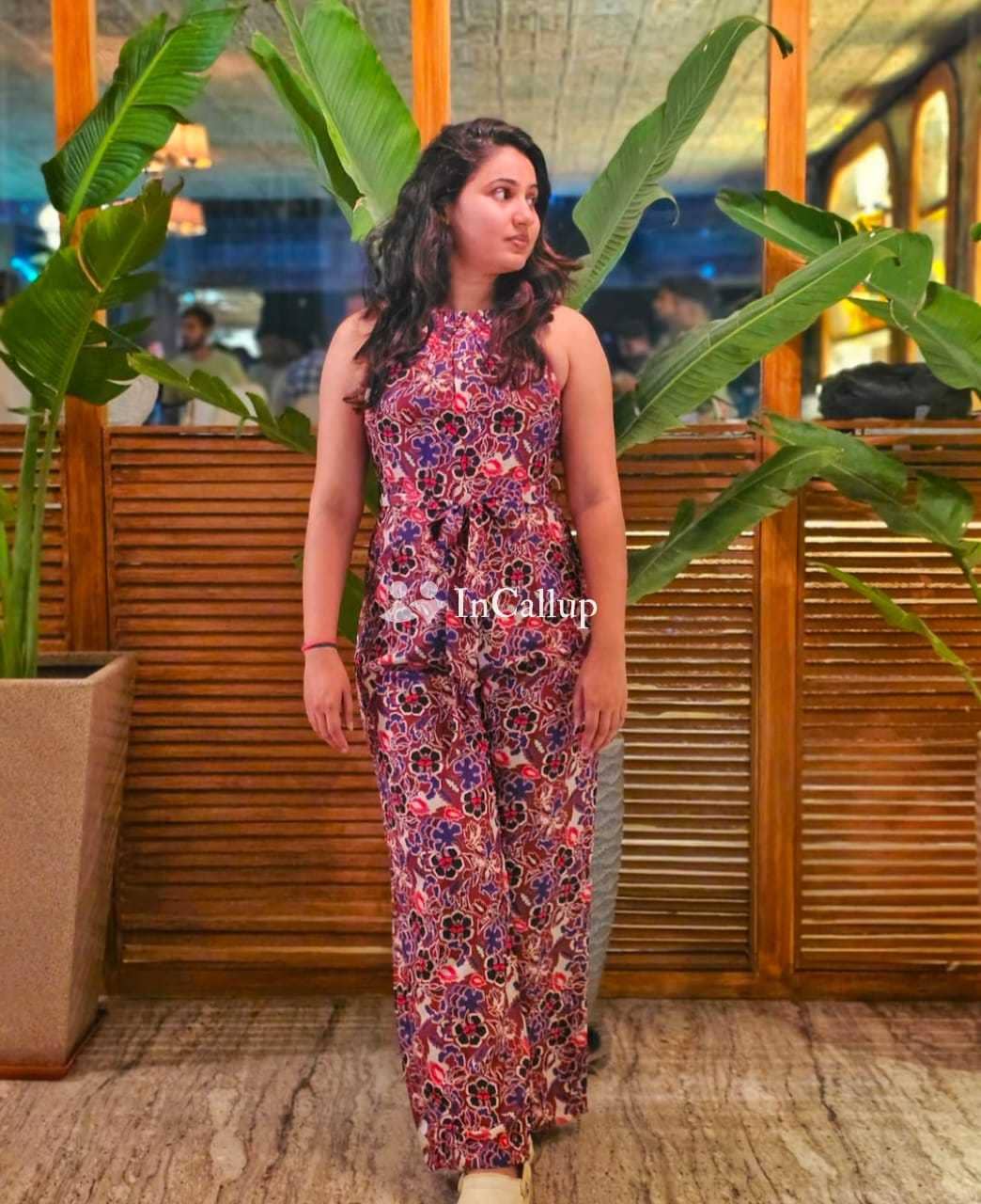 model look with black eyes and black hair available for incall available now trusted reliable service - Call Girls in Khargone