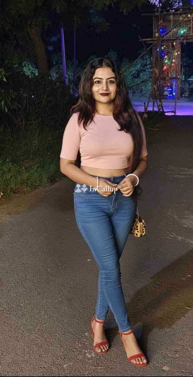 discover an enchanting girlfriend experience with call me in kochi 19 curvy beauty ready to indulge you - Call Girls in Kochi