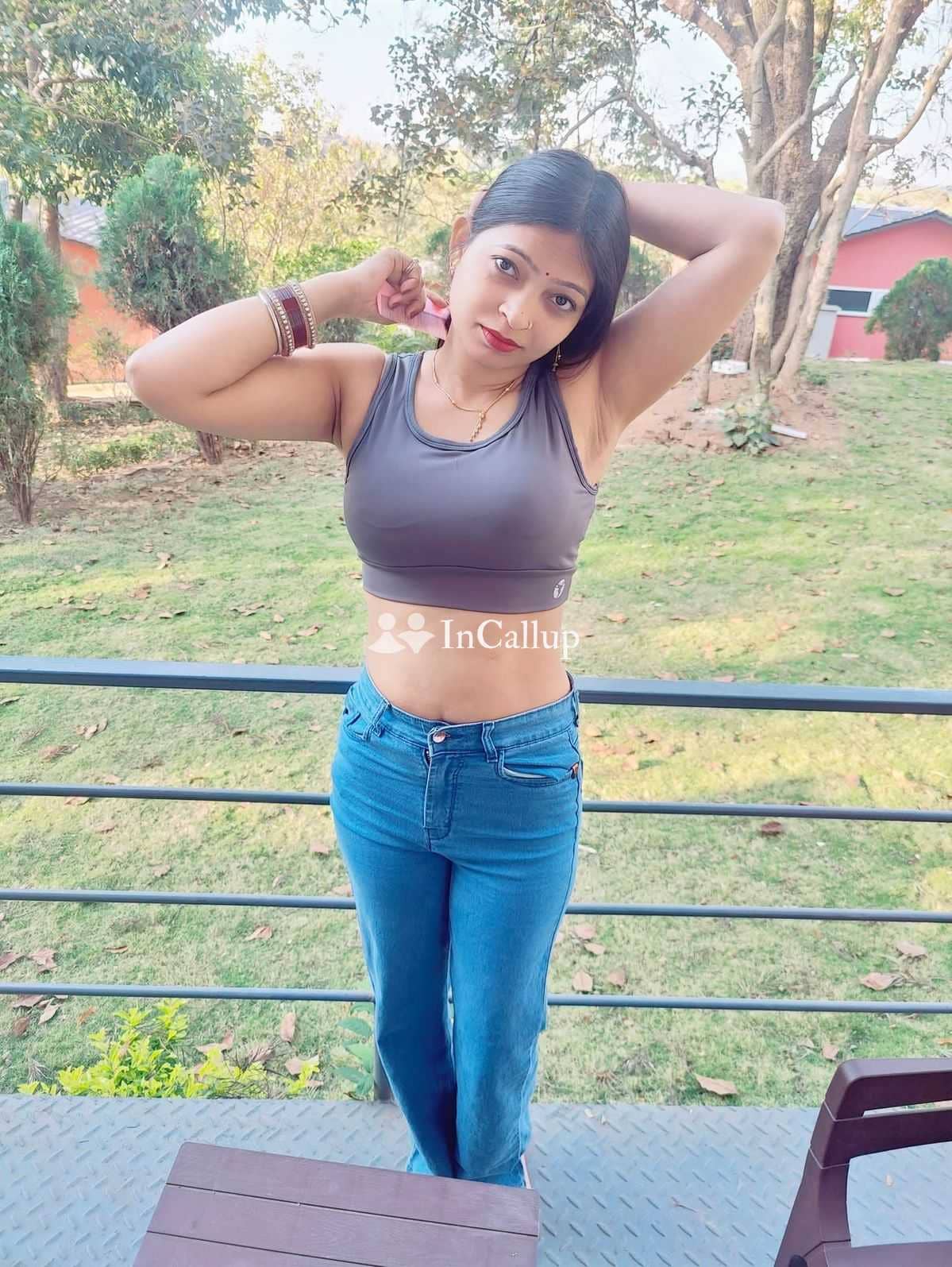 meet priya your enchanting 22yearold call girl in koderma for unforgettable girlfriend experiences - Call Girls in Koderma