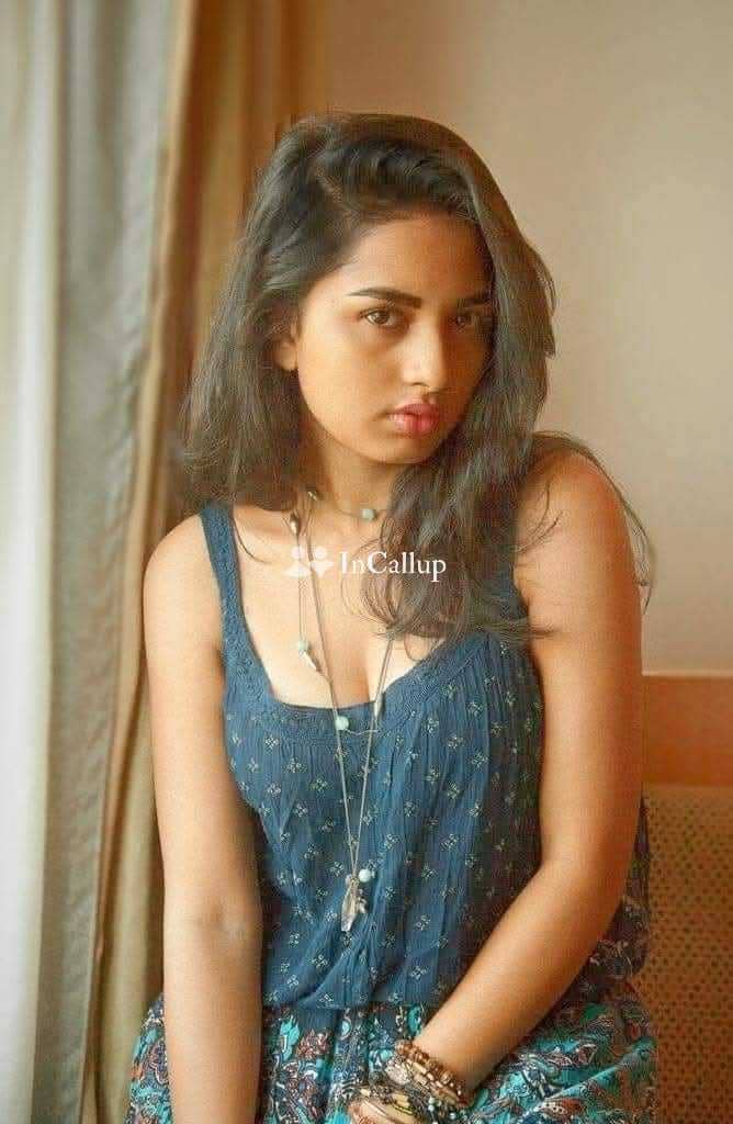 naughty koderma twenty one year old call girls girl available known for being desirable - Call Girls in Koderma