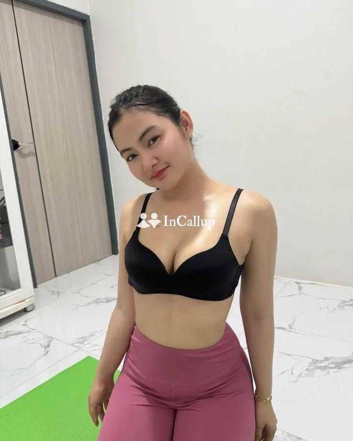 delightful black eyes and brown hair available now trusted reliable service - Call Girls in Koderma