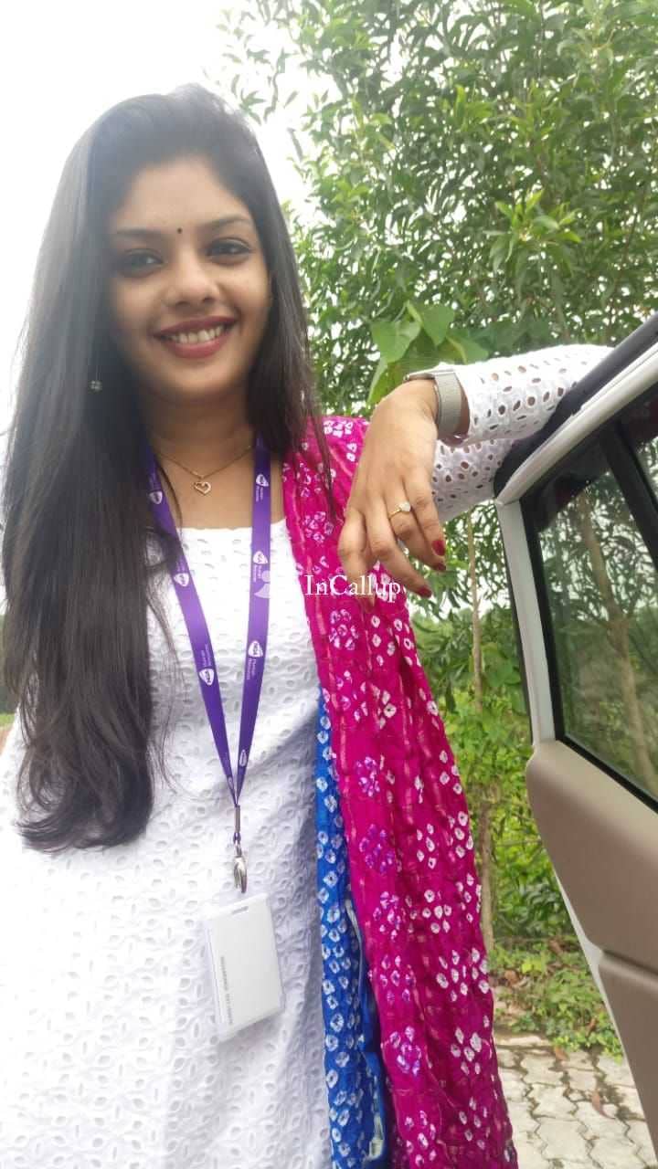 beautiful rekha mandal twenty two year old call girls girlfriend type available for weekend fun - Call Girls in Kolhapur