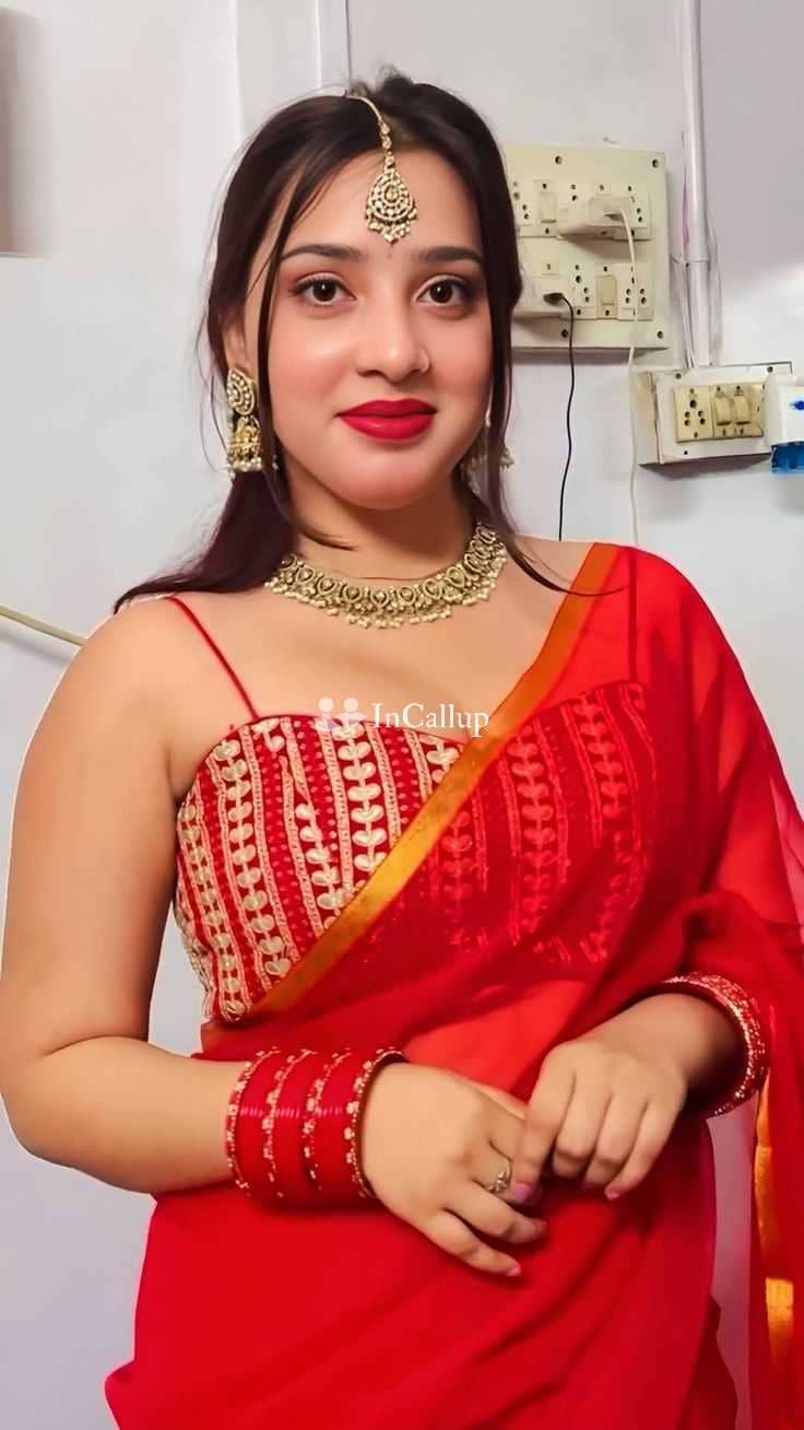 sparkling black eyes and black hair exclusive available now trusted reliable service - Call Girls in Kolkata