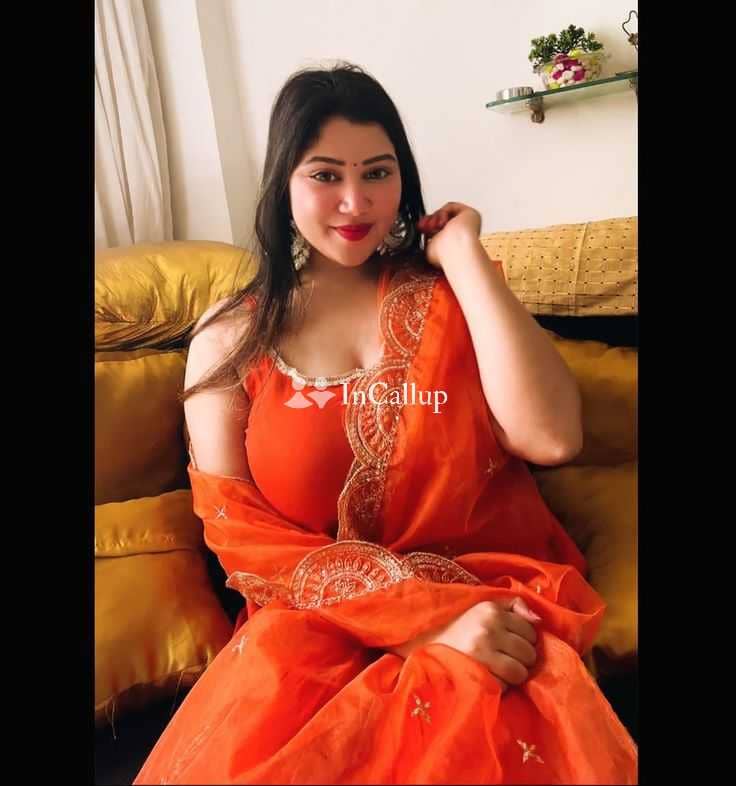 known for being tempting fresh mahi sharma twenty two years old call girls with curvy figure and black eyes - Call Girls in Kolkata